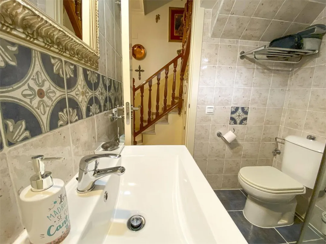 Casa adosada en  Calle Nelson Mandela 42 - Foto 9