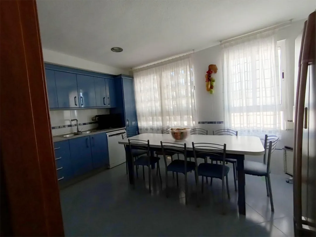 Casa adosada en  Calle de la Dorada 6 - Foto 6