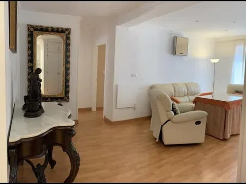 Piso en calle Pedro Antonio de Alarcón, 25