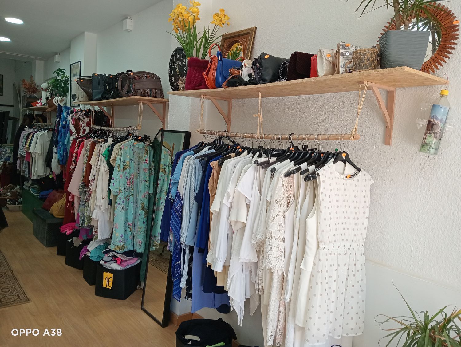 Tienda en traspaso en Calle Cap de Creus, 35 - Foto 10