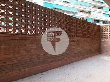 Local comercial en Badalona - Foto 8