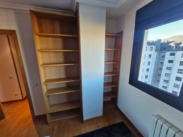 Piso en calle Tomás Crespo Frígilis, 20