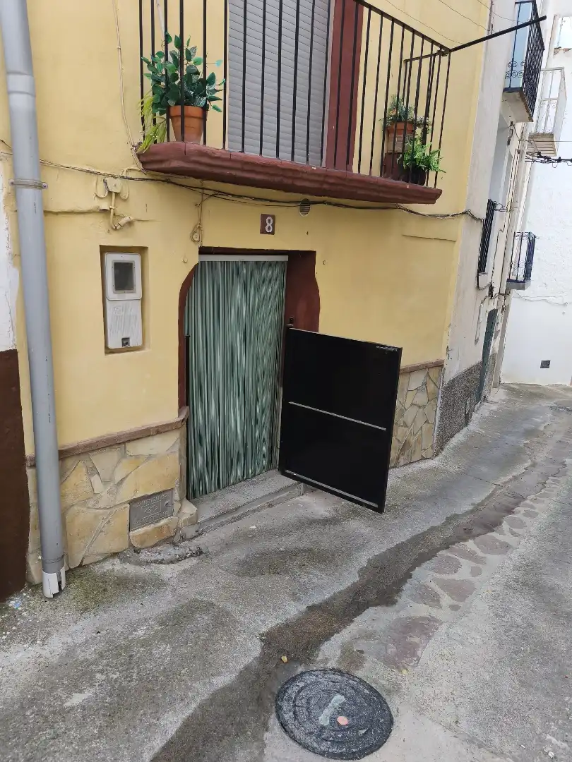 Casa adosada en  Calle Estrecha 8 - Foto 2