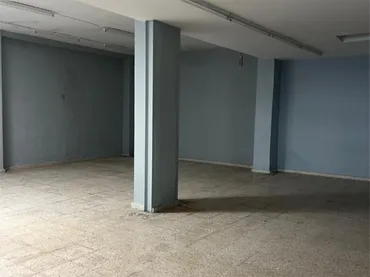Local comercial en  Avenida de Hytasa 37 - Foto 4