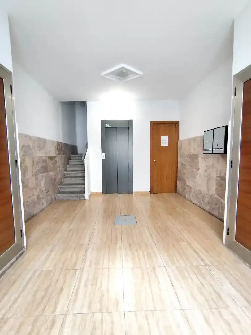 Piso en  Carrer Set 50 - Foto 4