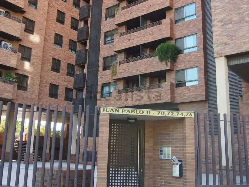 Piso en  Avenida de Juan Pablo II 76 - Foto 3