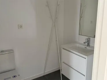 Piso en  Carrer de la Mar Tirrena 9 - Foto 3