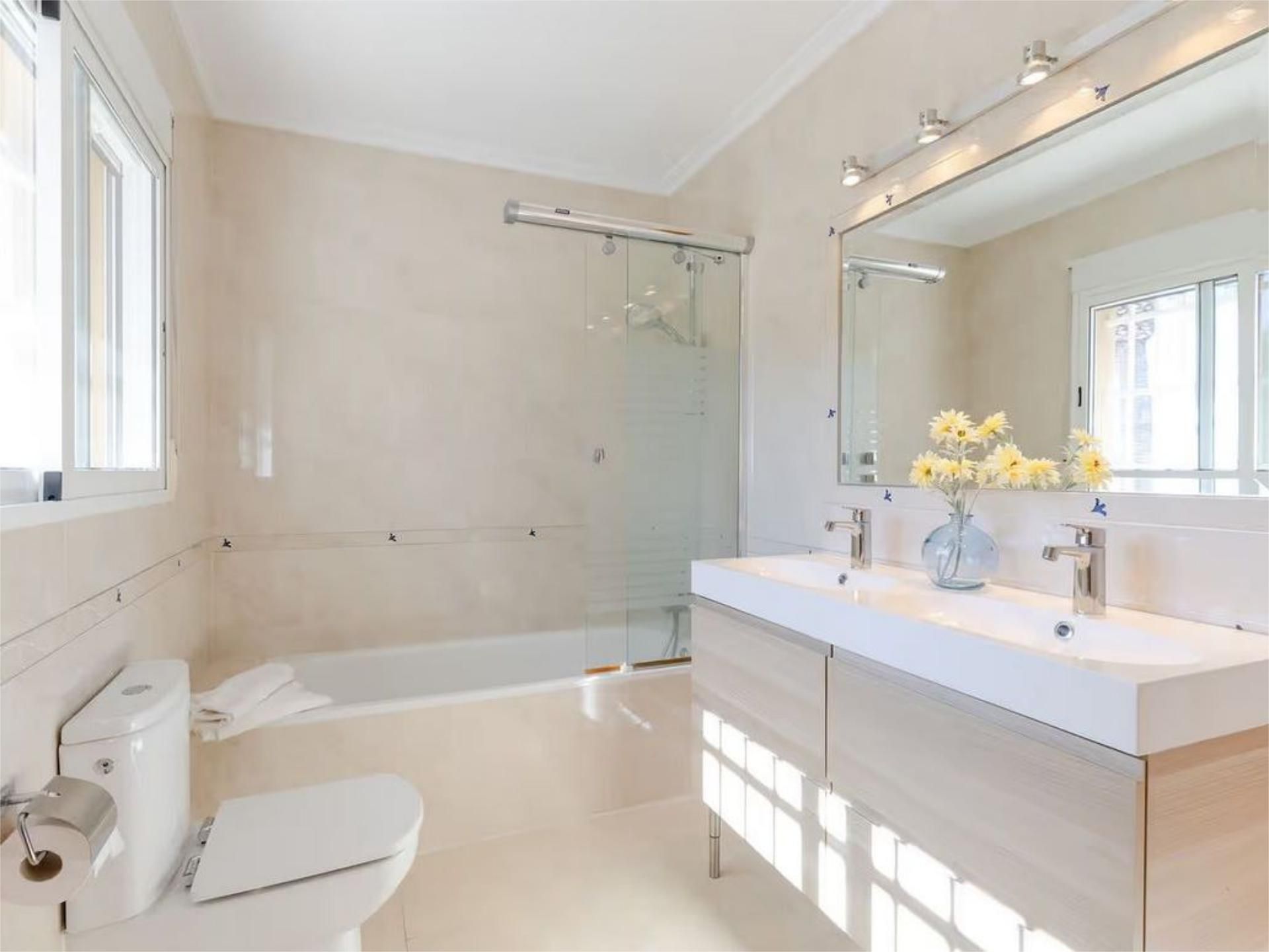 Chalet en  Calle de los Hermanos Álvarez Quintero 14 - Foto 28