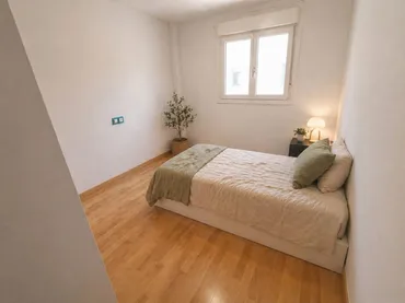 Casa adosada en  Calle Enric Valor 12 - Foto 13