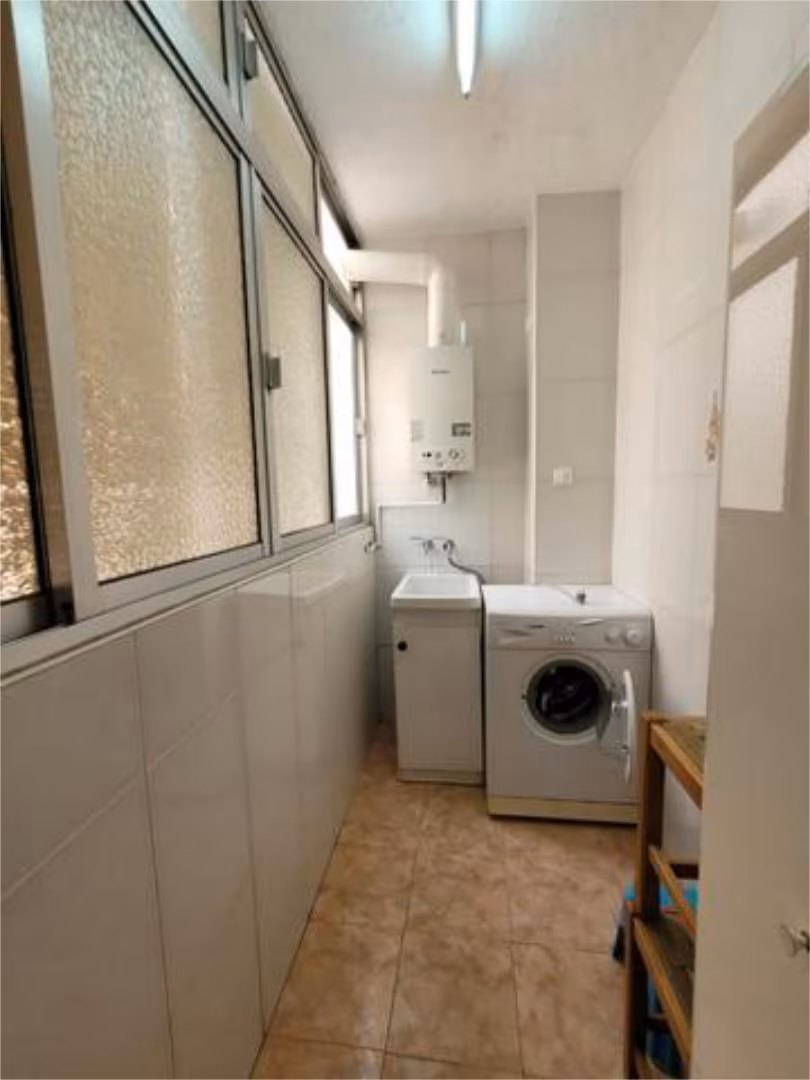 Piso en Avenida Blas de Otero - Foto 7