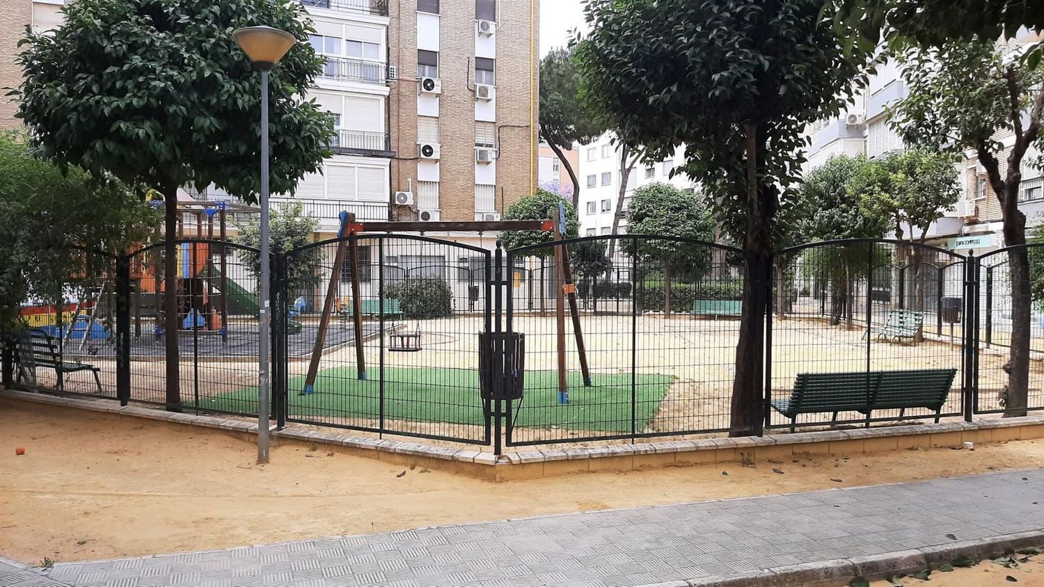 Piso en plaza Pintor Amalio García del Moral, 9 - Foto 2