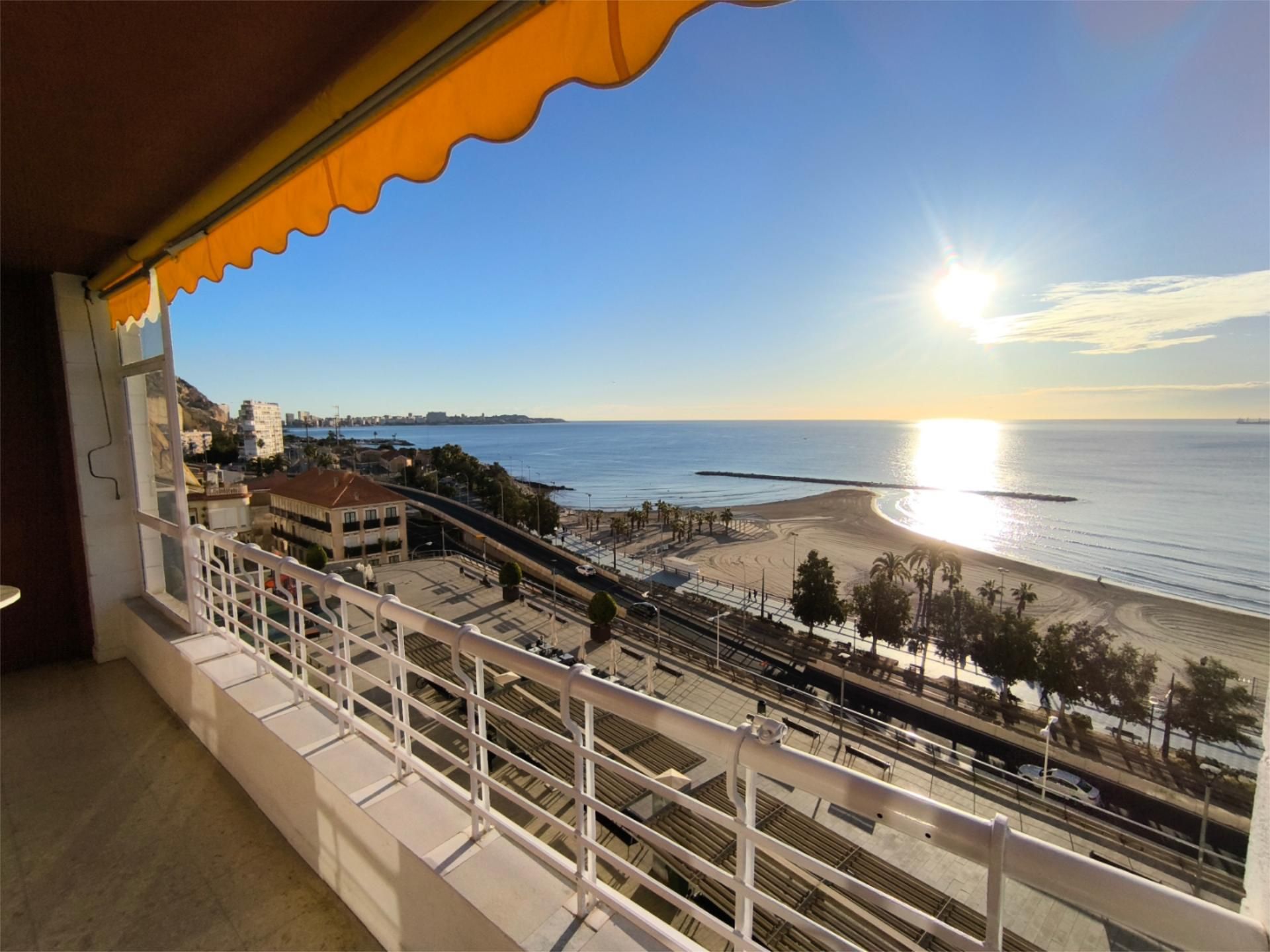 Piso en  Calle de la Virgen del Socorro 37 - Foto 1