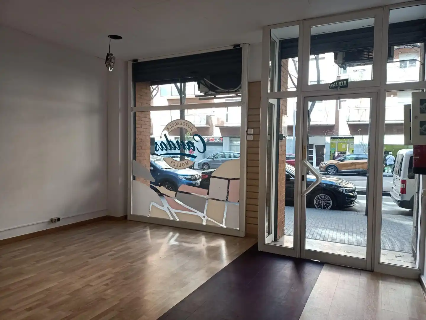 Local comercial en Mollet del Vallès - Foto 9