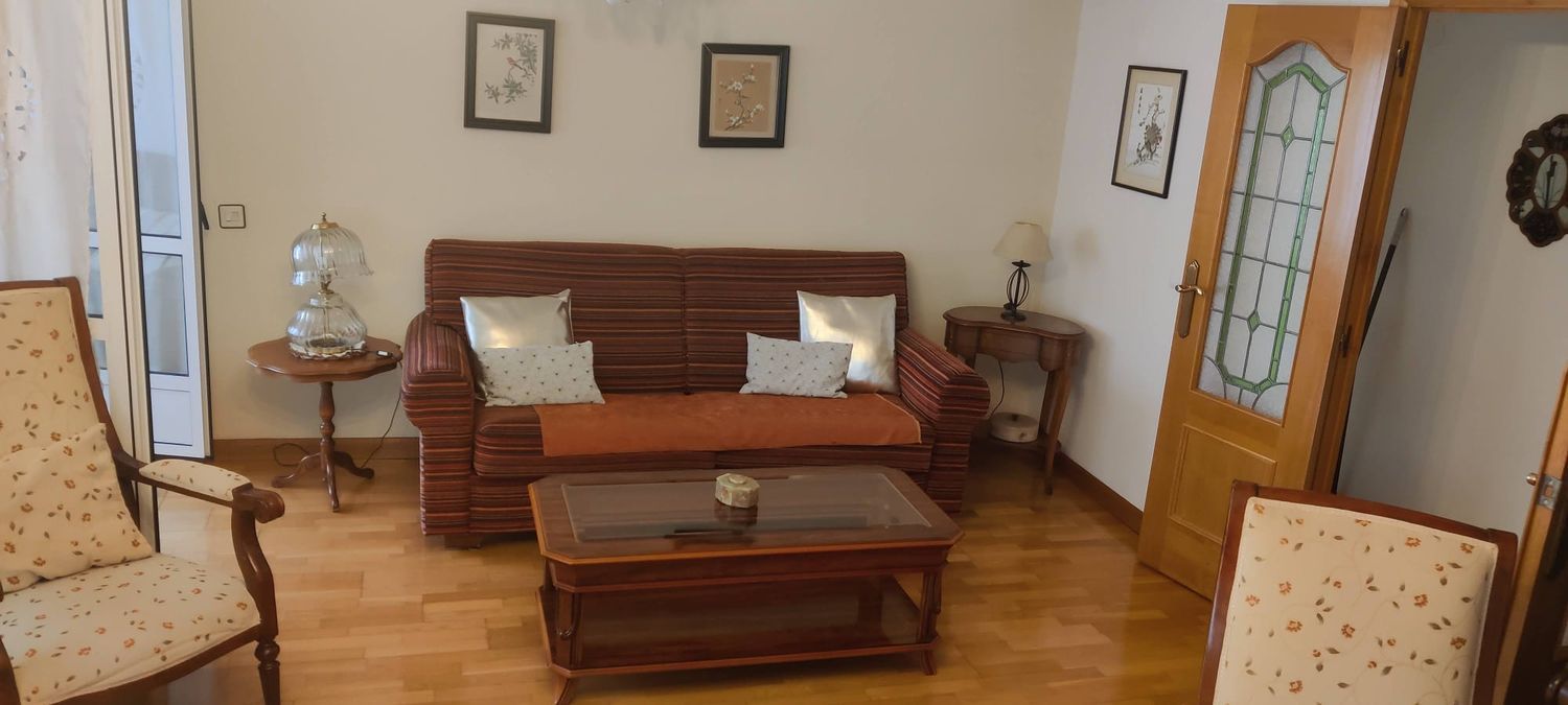 Piso en Calle Melquiades Álvarez, 3, Salesas-Foncalada-Campoamor - Foto 3