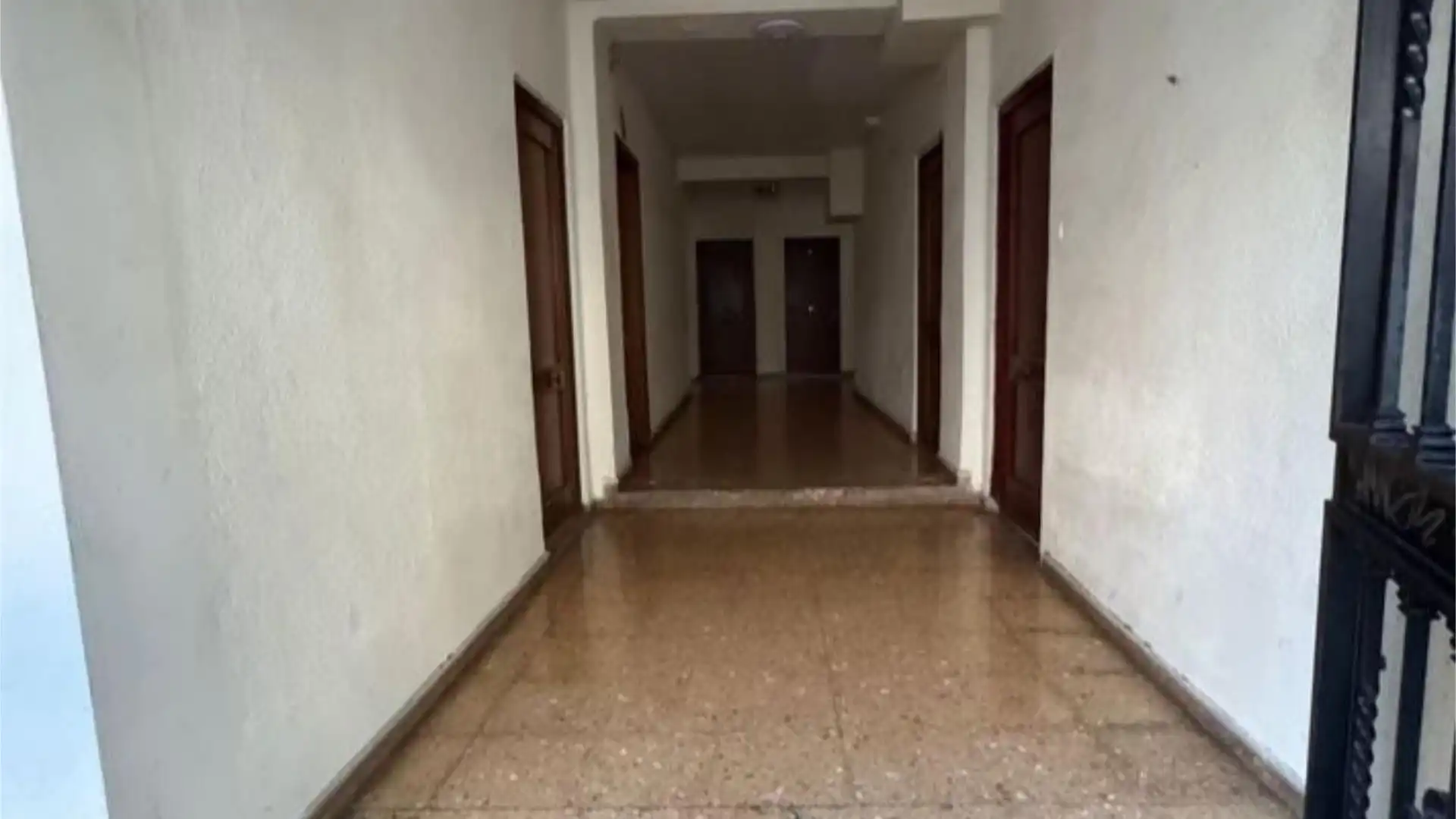 Piso en  Carrer de Yecla 25 - Foto 12