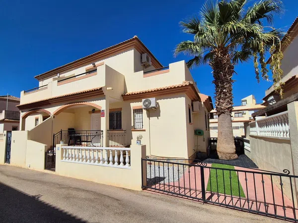 Casa o chalet independiente en Calle Maria San Gil Noain, 37, Parque Acuático - Sector 25 - Foto 1