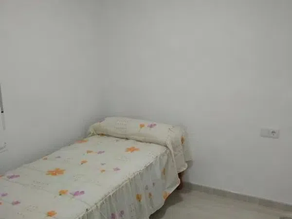 Piso en Pasaje Batalla de Lepanto, 12, Noreña - Turruñuelos - Foto 2