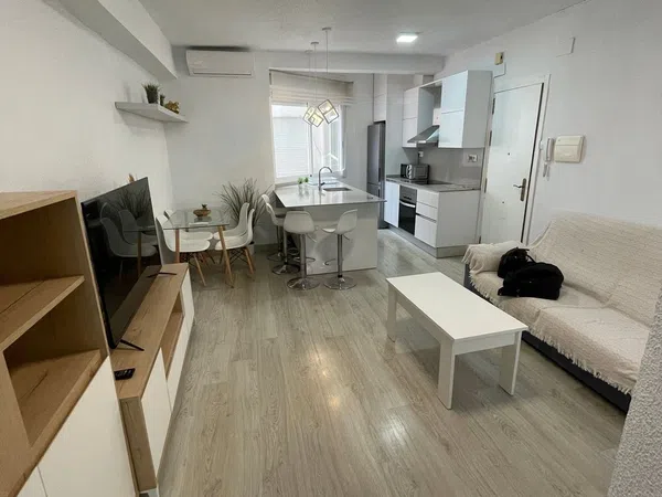 Piso en Calle Ángel Bruna, 36, Ensanche - Foto 2