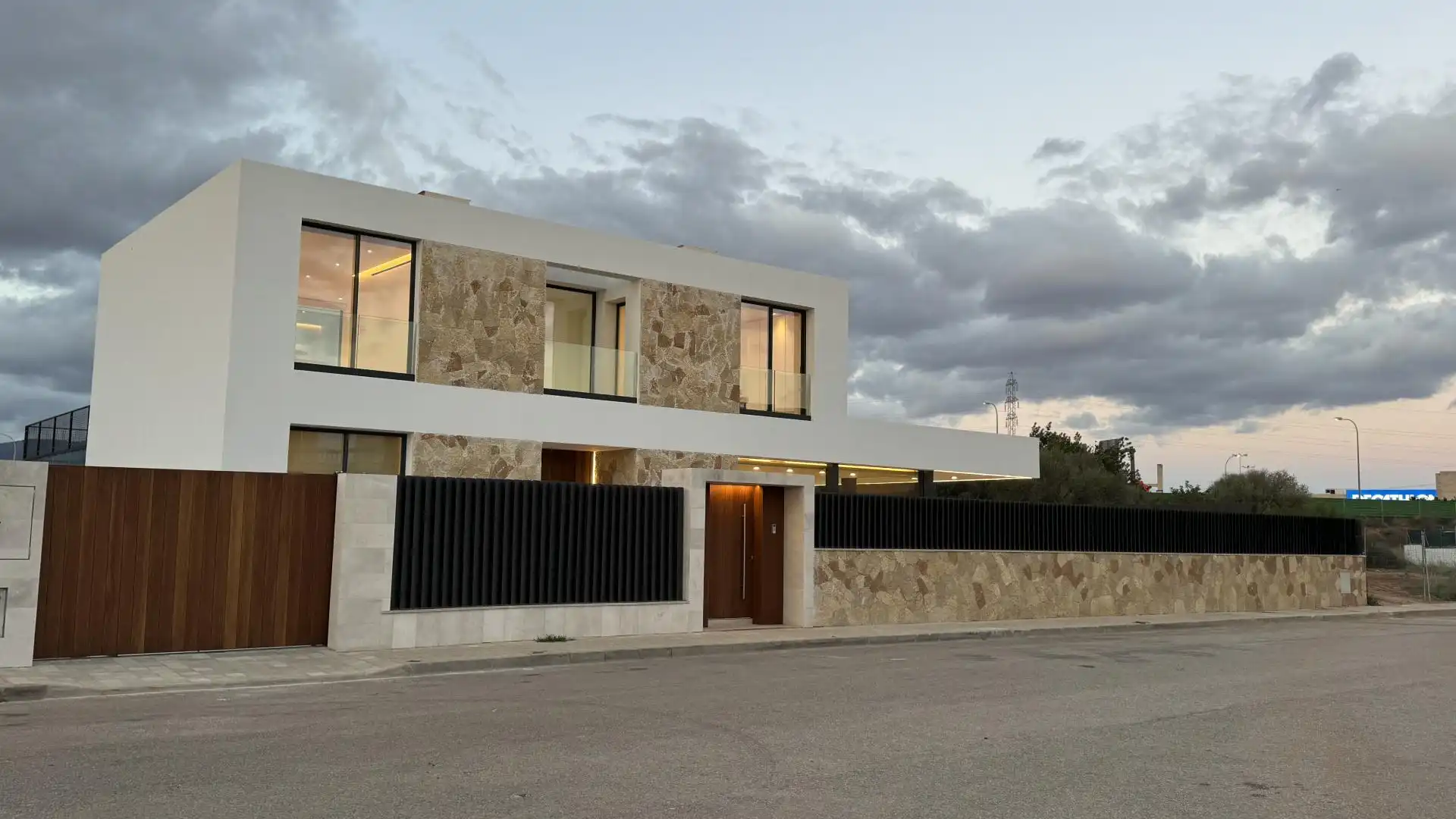 Chalet en  Carrer de Sicilia 119B - Foto 2