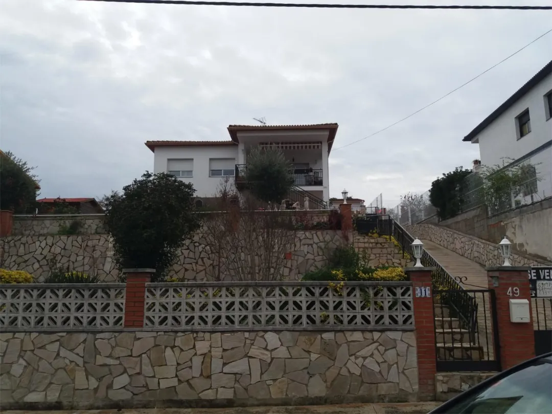 Chalet en  Carrer d'Arenys de Mar 41 - Foto 3