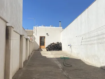 Casa adosada en  Avenida de Noguerones 18 - Foto 8