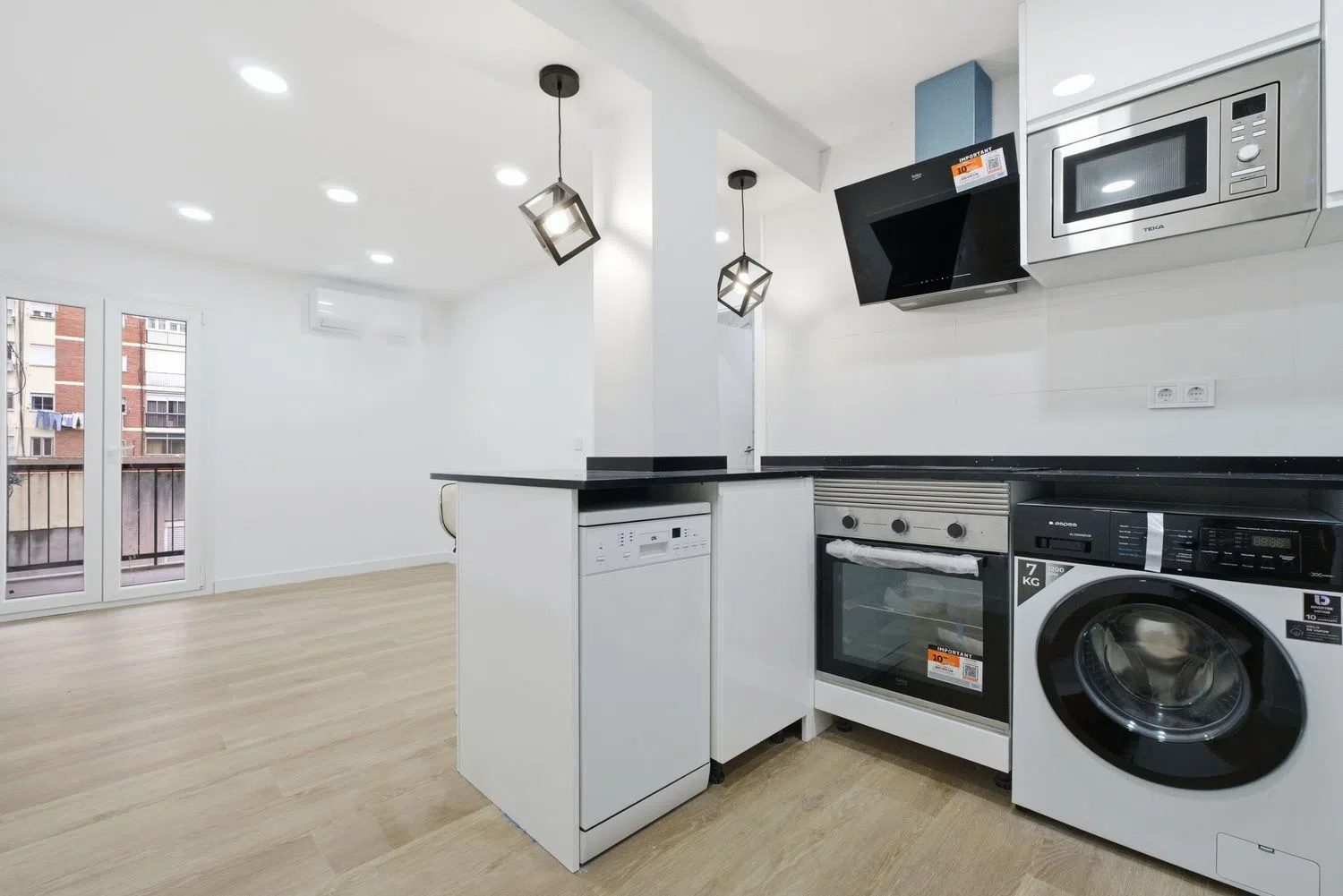 Piso en plaza de Redondela, 2