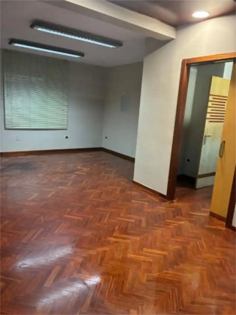 Local comercial en Centro - Foto 3