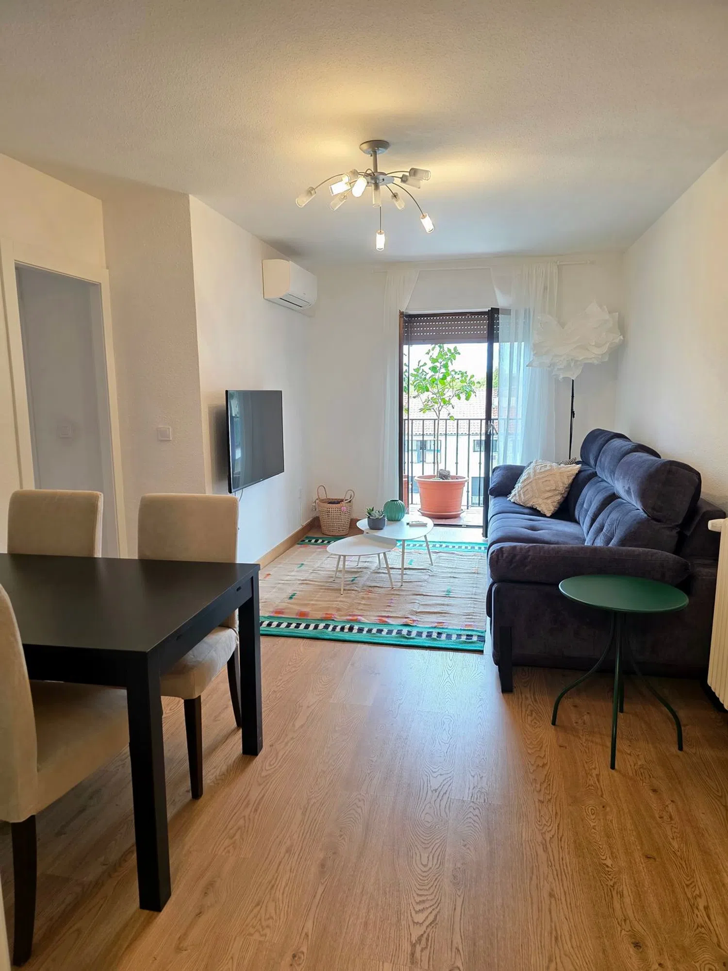 Piso en avenida de los Reyes de España, 26 - Foto 8