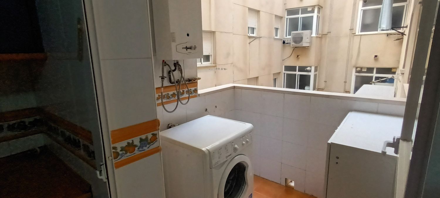 Piso en Calle Escritora Josefina Aldecoa, 3, El Consul - El Romeral - Foto 8