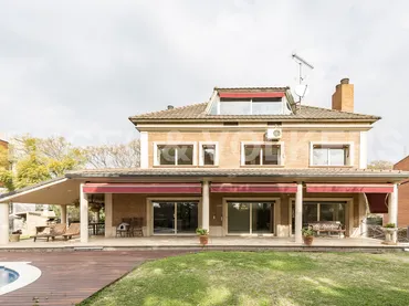 Chalet en Esplugues de Llobregat - Foto 2
