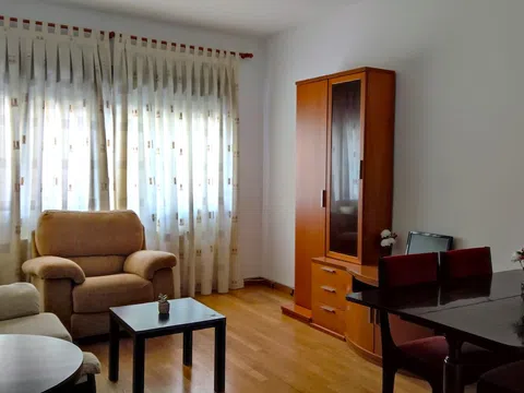 Piso en calle de Felipe Mora, 22