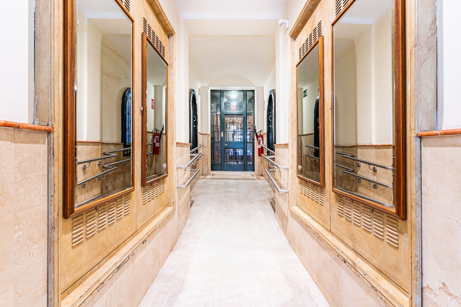 Piso en Barrio Niño Jesús - Foto 4