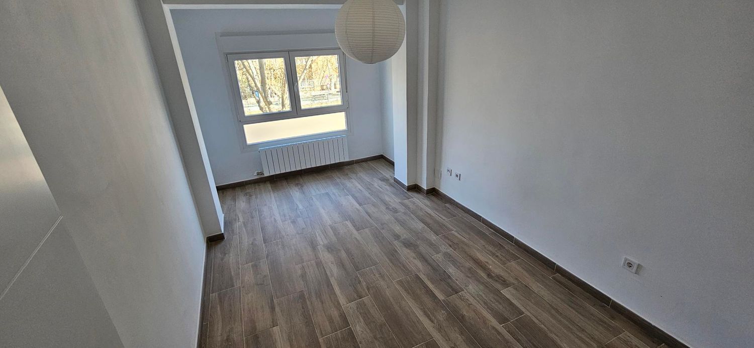 Piso en via de Ramón Pignatelli, 45 - Foto 4