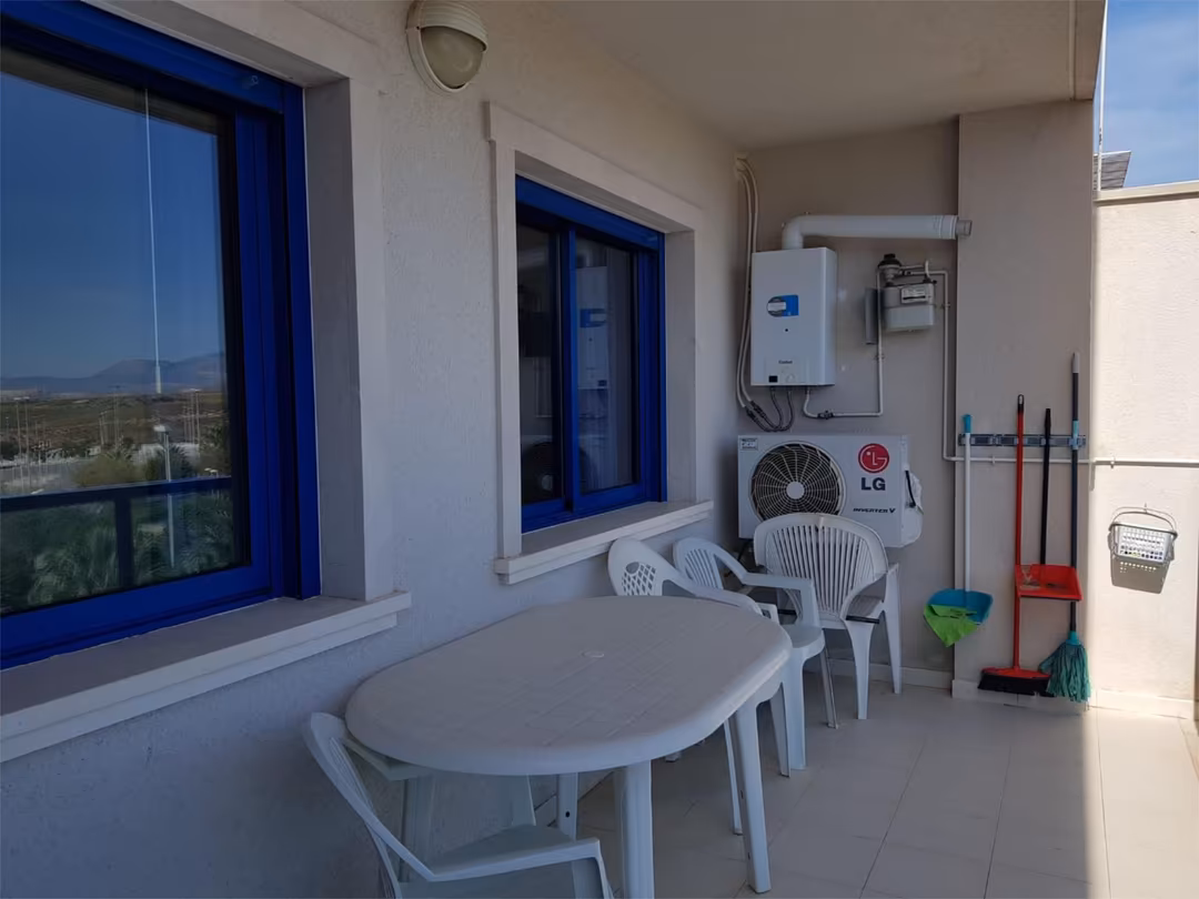 Piso en  Glorieta del Reino Unido 6 - Foto 2