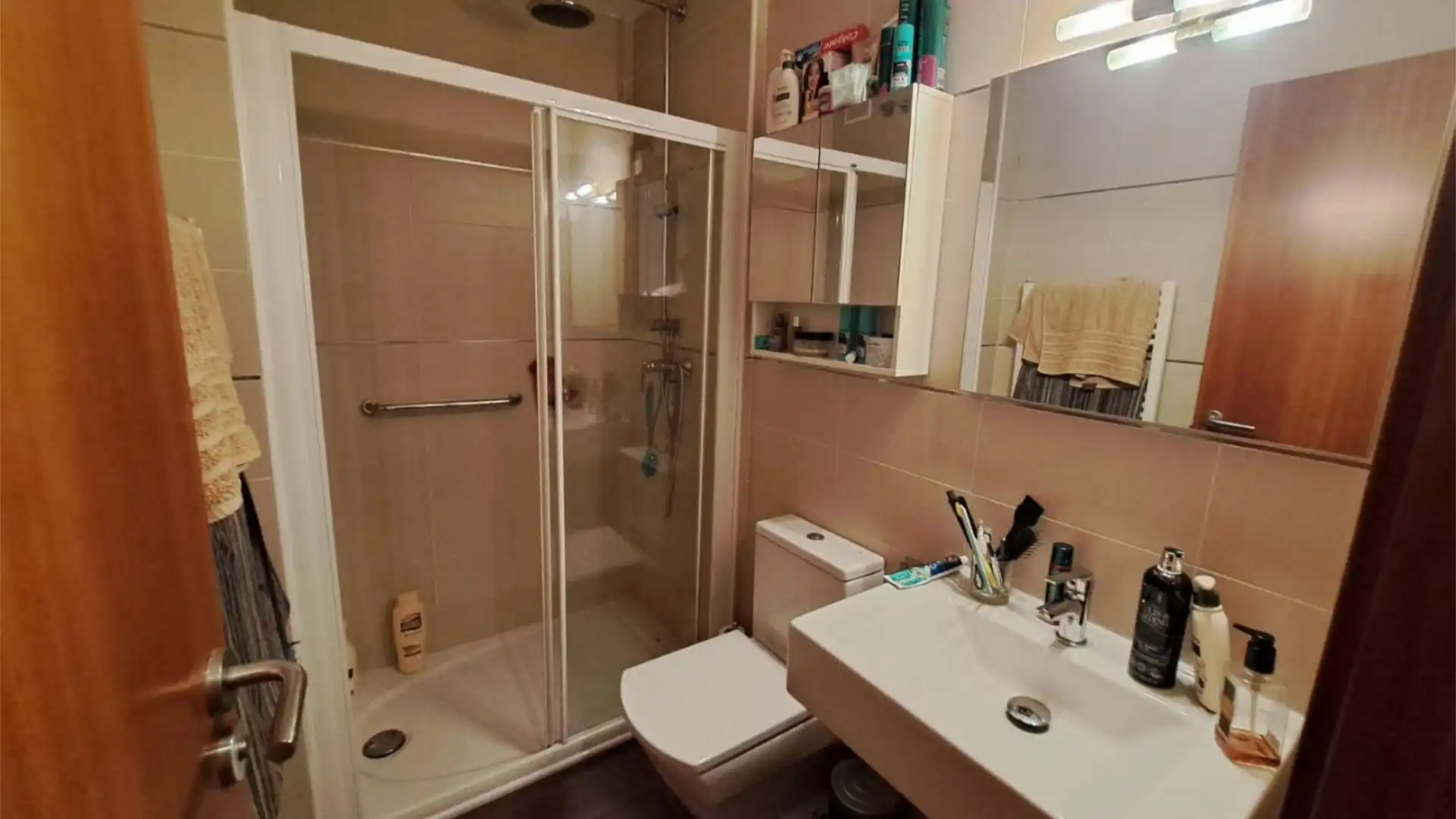 Piso en  Calle Sánchez Arjona 16 - Foto 17