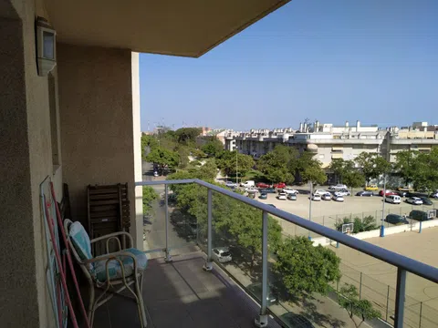 Piso en calle Píndaro, 19