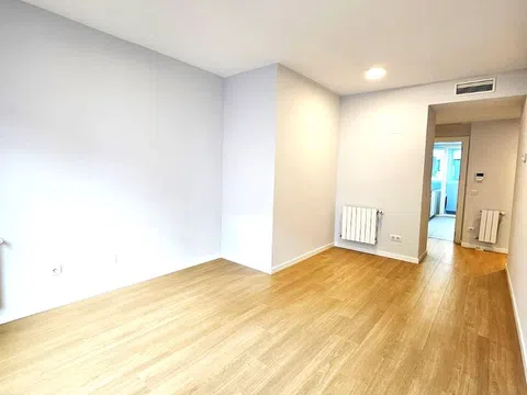 Piso en calle del Estrecho de Gibraltar, 5