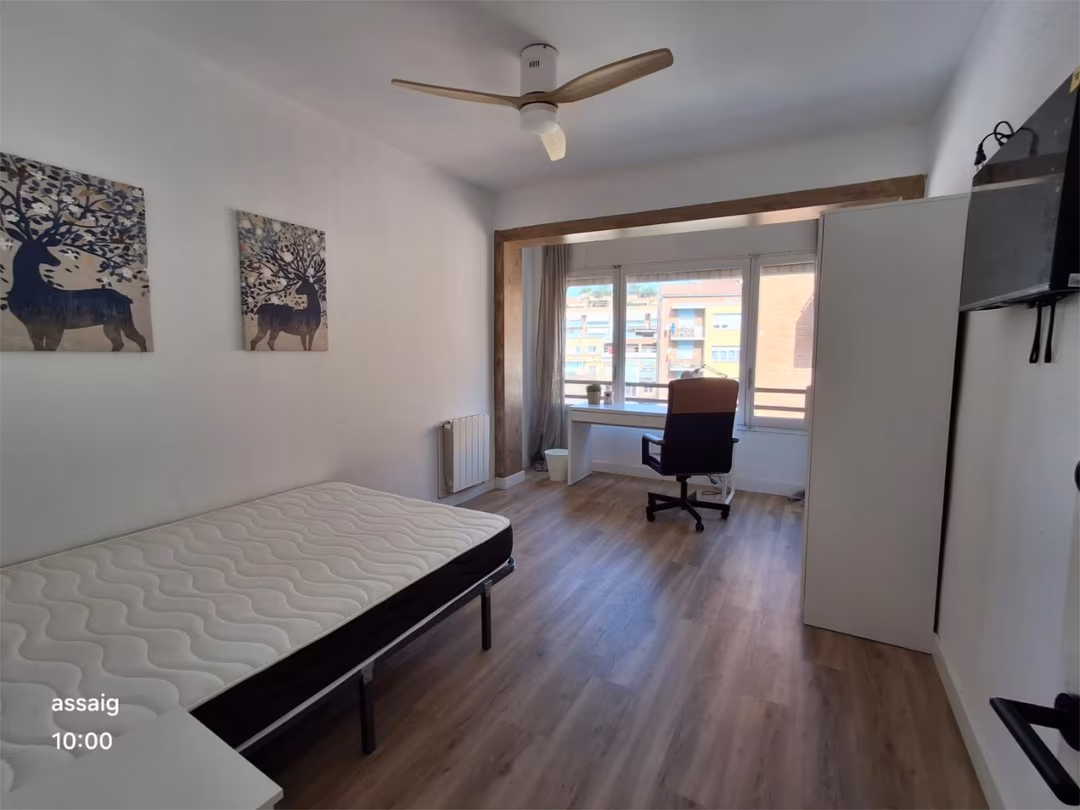 Piso en  Carrer dels Doctor Esteve 35 - Foto 4