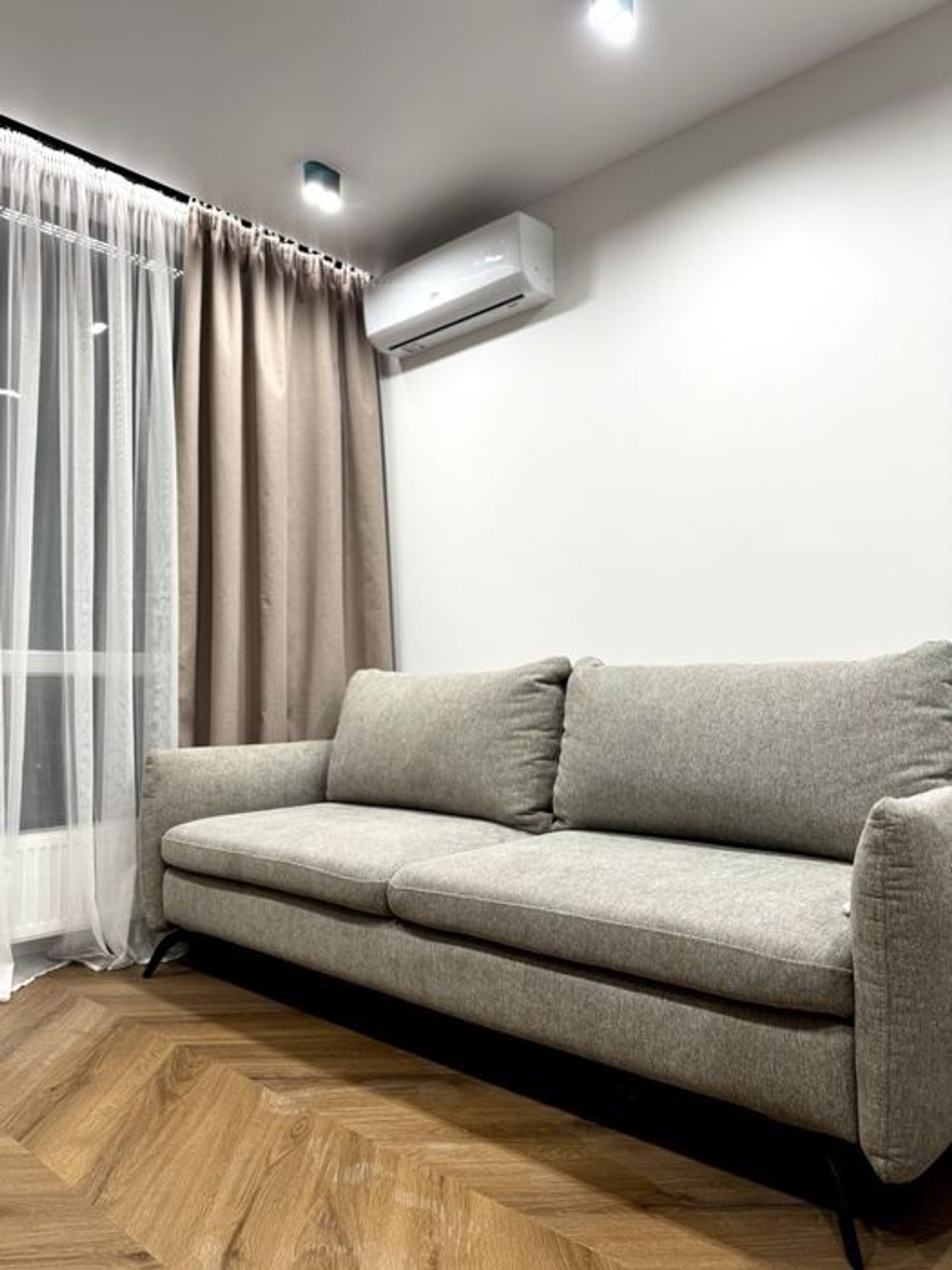 Piso en calle Anglada Camarasa, 1 - Foto 1