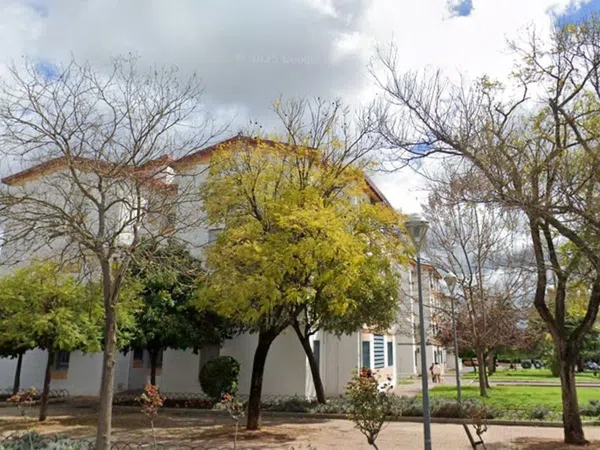 Piso en calle Arquitecto Sáenz Santamaría, 6 - Foto 2