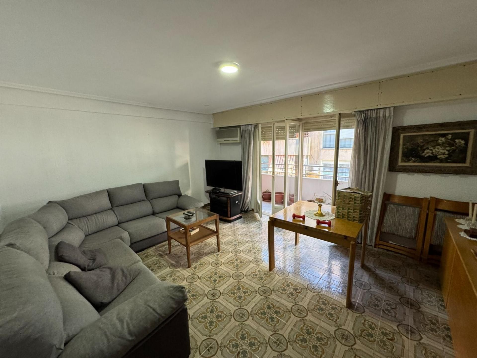 Piso en  Calle Ingeniero Sanchiz Pujalte 19 - Foto 1