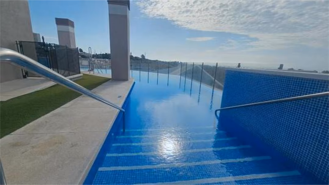 Piso en Nueva Andalucía - Foto 5