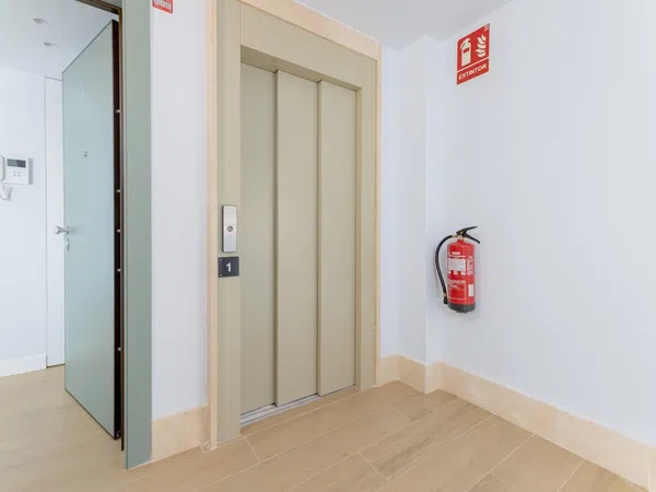 Piso en Calle de les Illes Canàries, 60 - Foto 4