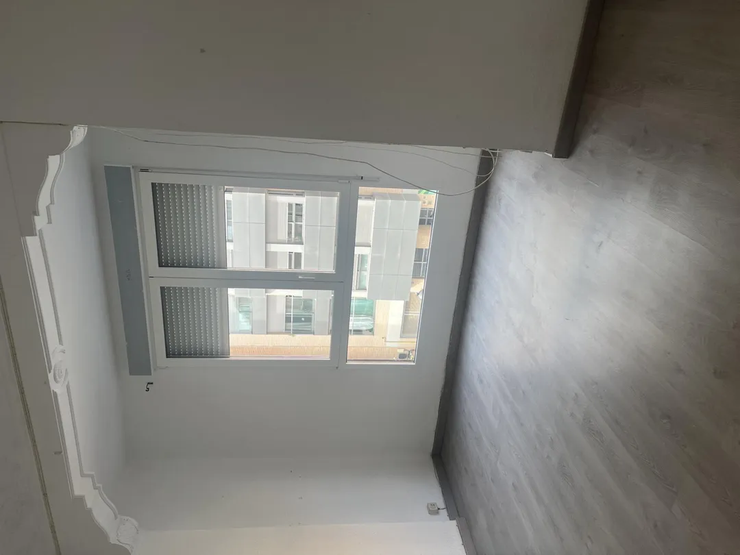 Piso en  Carrer de Sagunt 104 - Foto 5