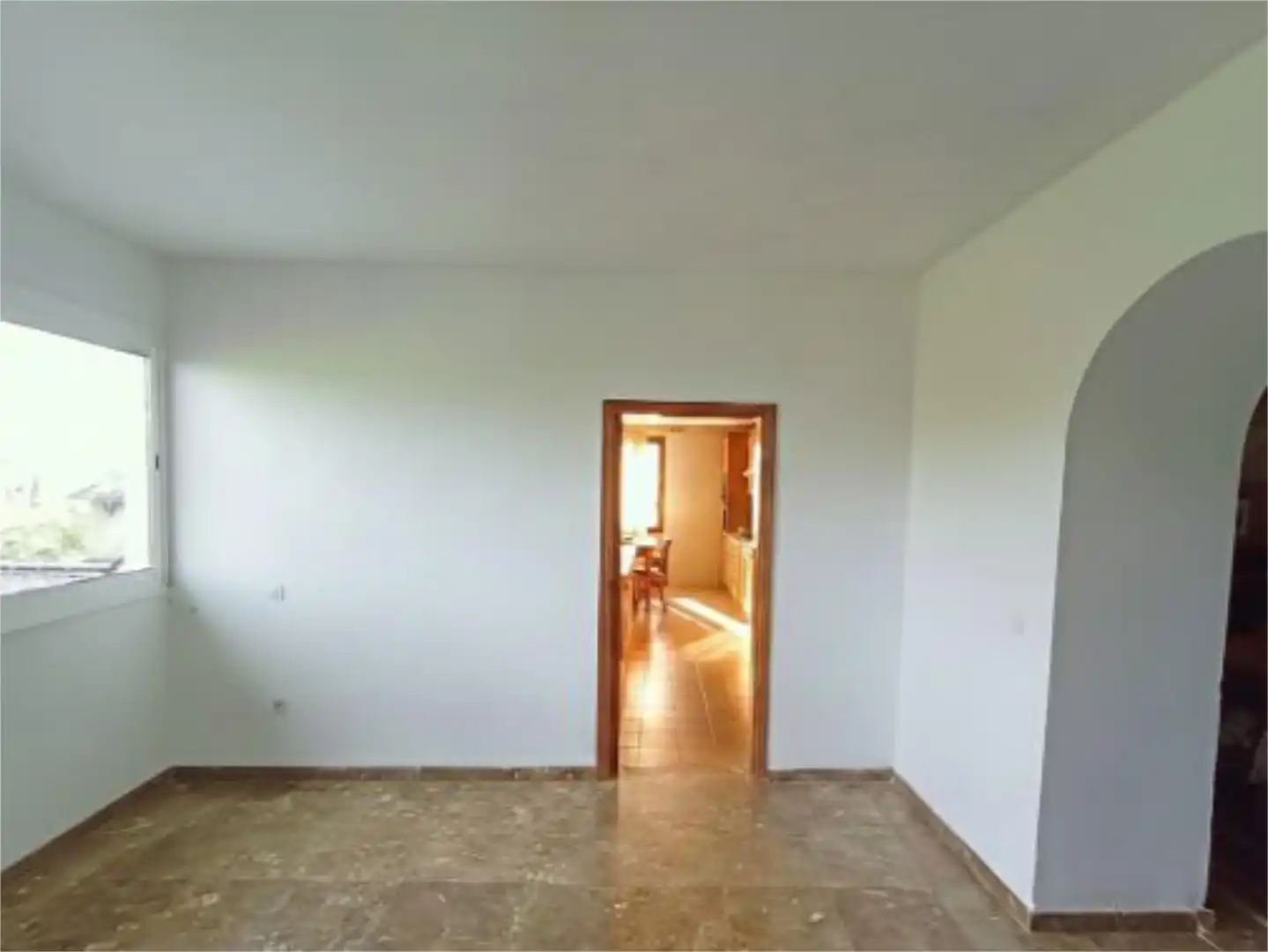 Casa adosada en  Carrer Llorenç Riber 21 - Foto 9