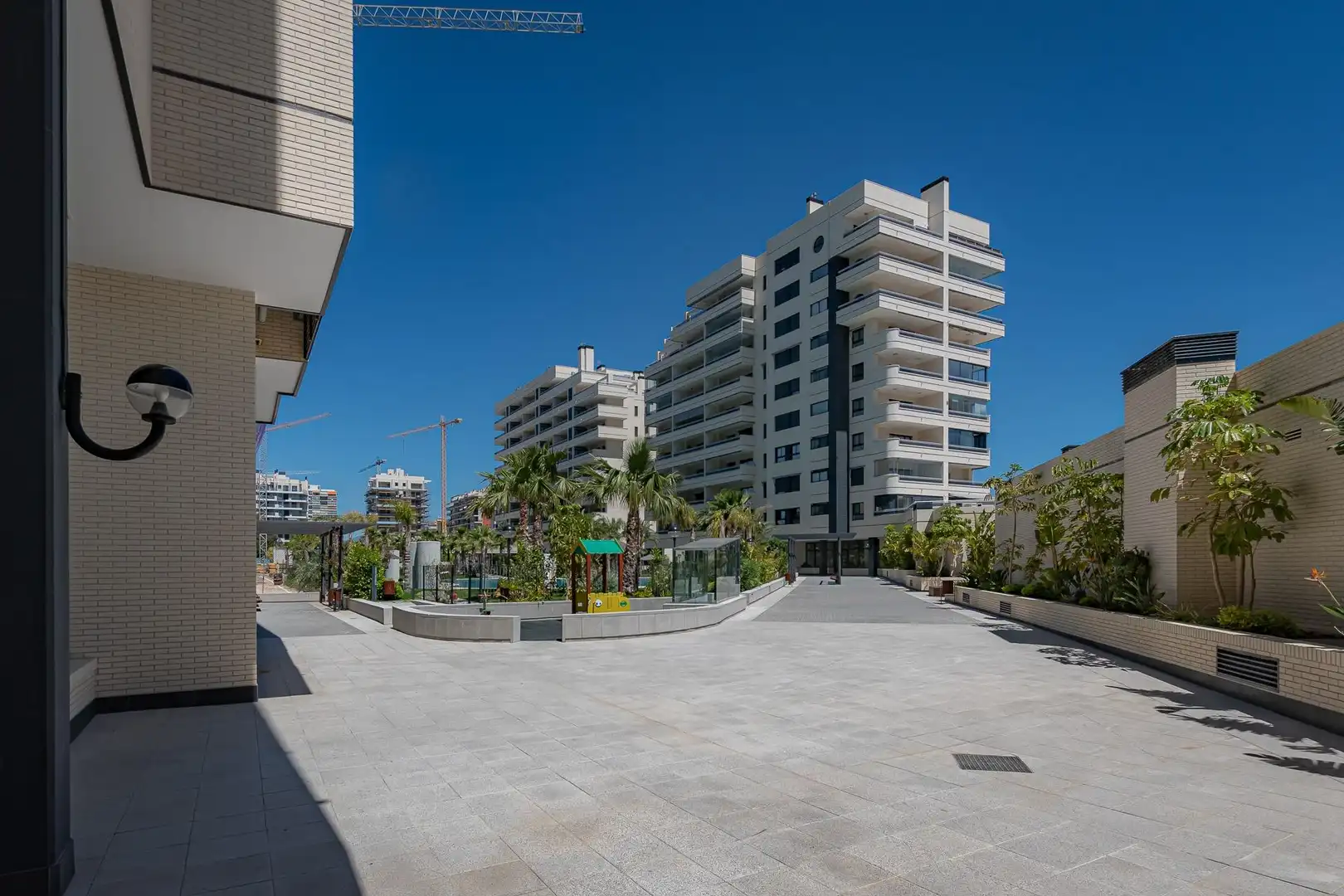 Piso en  Avenida MAESTRO JOSE GARBERI SERRANO - Foto 36