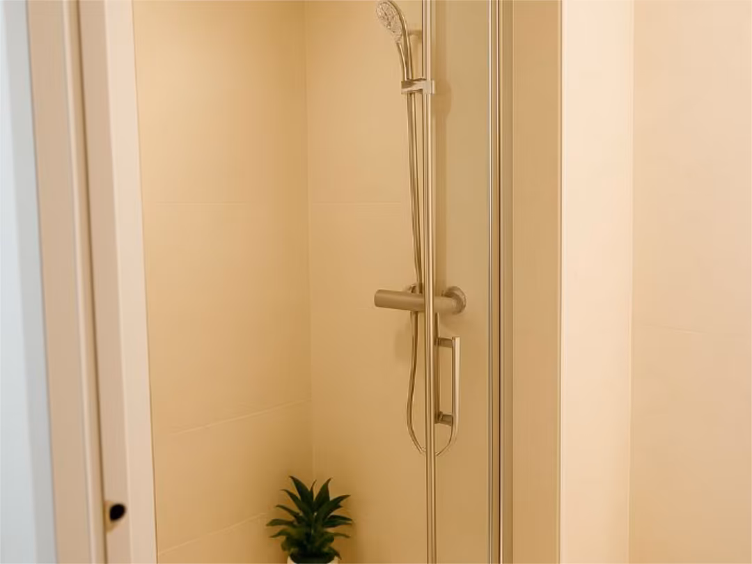 Piso en  Avenida Buenavista 12 - Foto 5