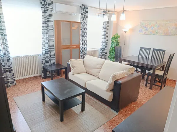 Piso en calle del Doctor Cerrada, 3