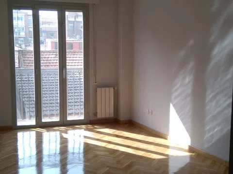 Piso en calle Pando, 16