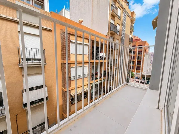Piso en Calle de Sant Pasqual, El Grau - Foto 3